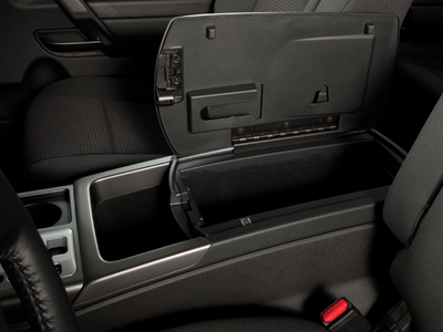 2013 Nissan Titan SV