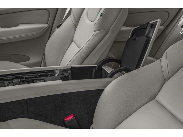 2018 Volvo XC60 T5 Momentum