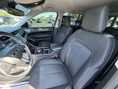 2022 Jeep Grand Cherokee Laredo