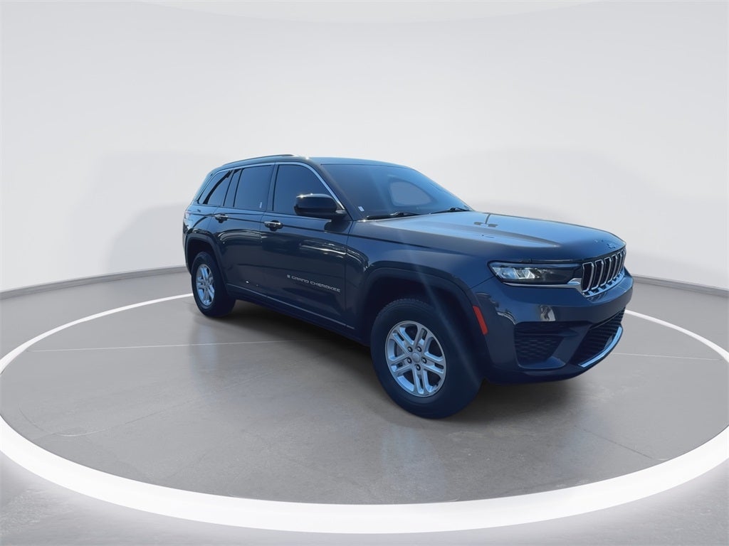 2022 Jeep Grand Cherokee Laredo