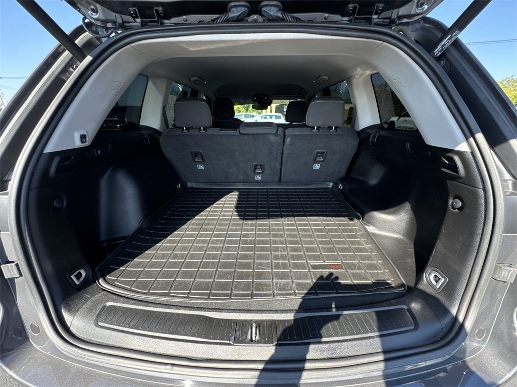 2022 Jeep Grand Cherokee Laredo