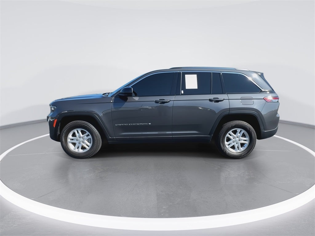 2022 Jeep Grand Cherokee Laredo