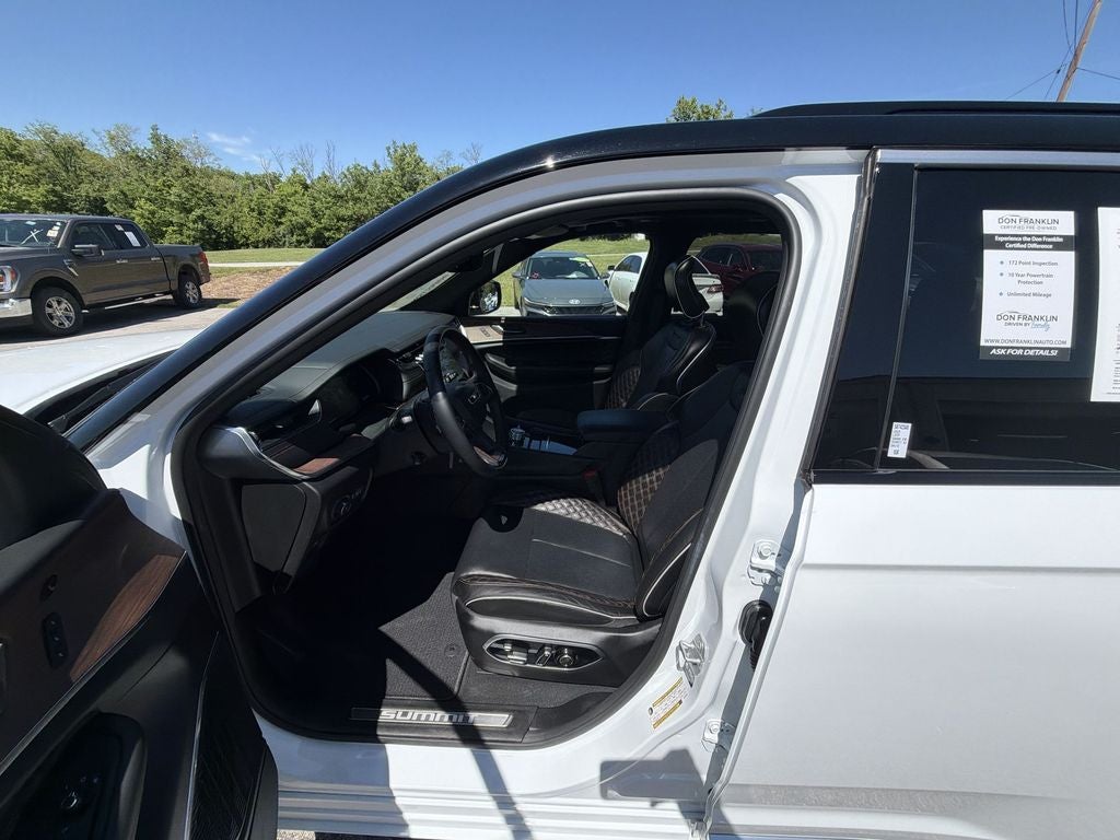 2025 Jeep Grand Cherokee Summit