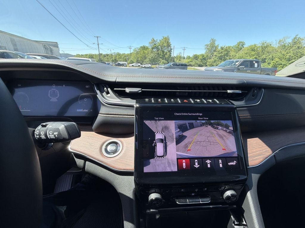 2025 Jeep Grand Cherokee Summit