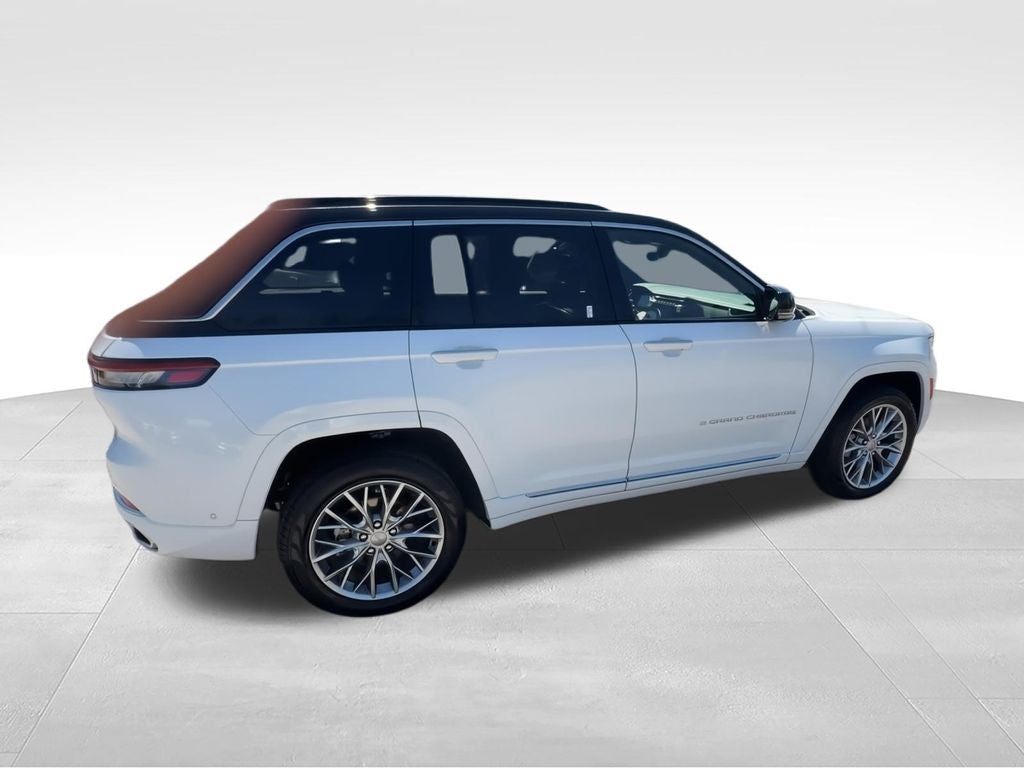 2025 Jeep Grand Cherokee Summit
