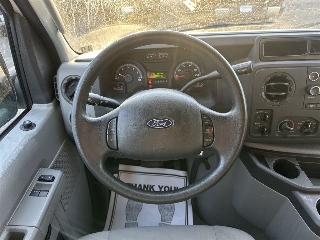 2014 Ford E-350SD XLT