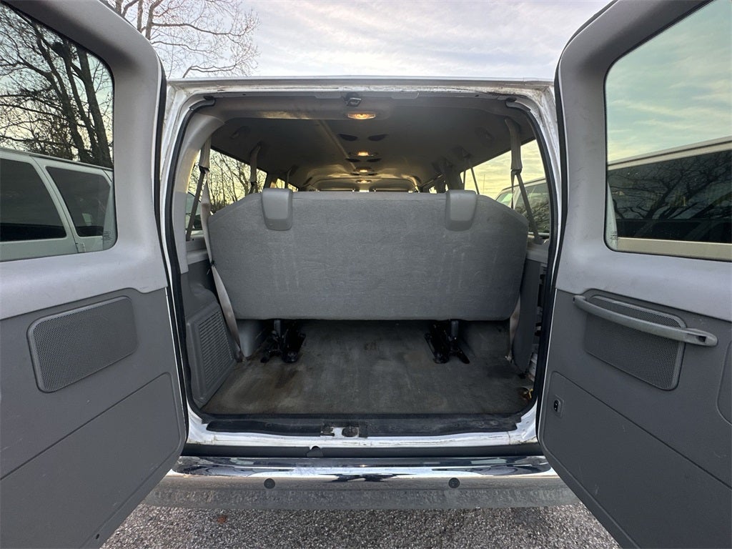 2014 Ford E-350SD XLT