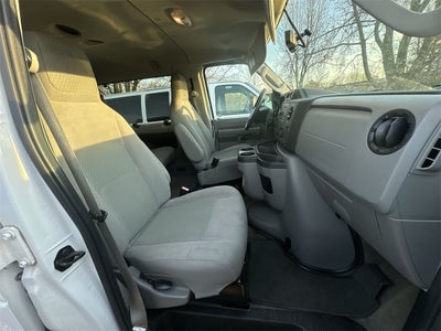 2014 Ford E-350SD XLT