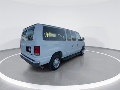 2014 Ford E-350SD XLT