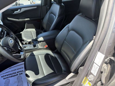 2025 Ford Escape Platinum