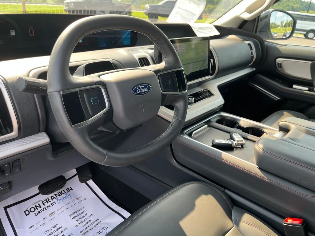 2025 Ford Expedition Active