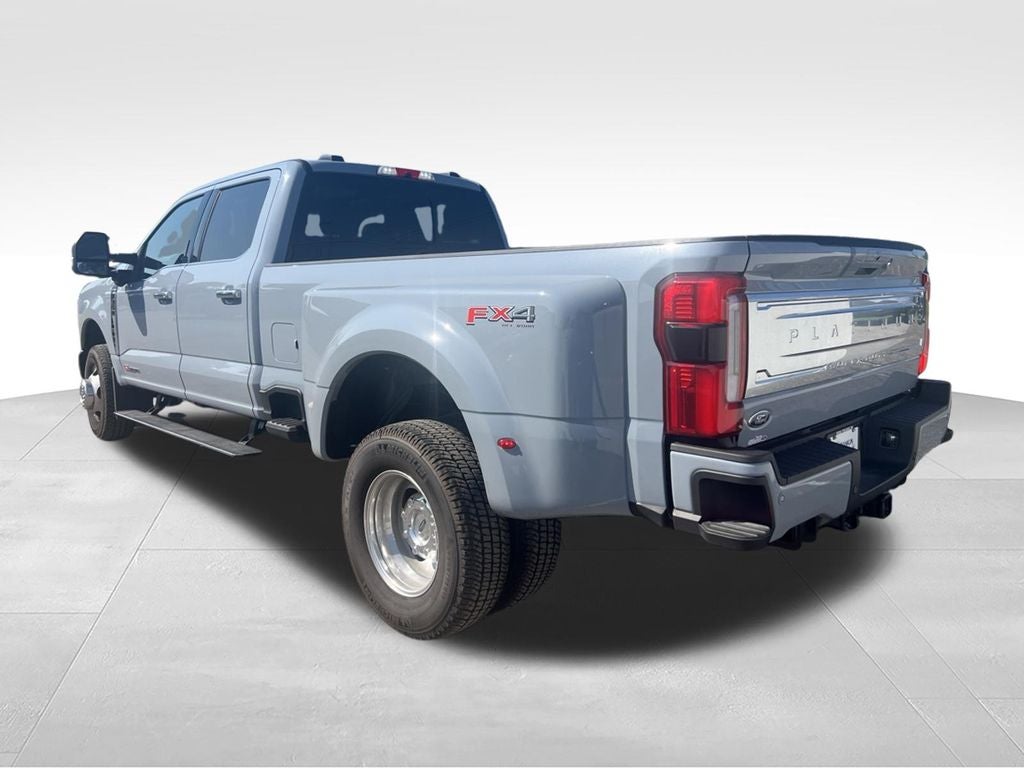 2026 Ford F-350SD Platinum DRW