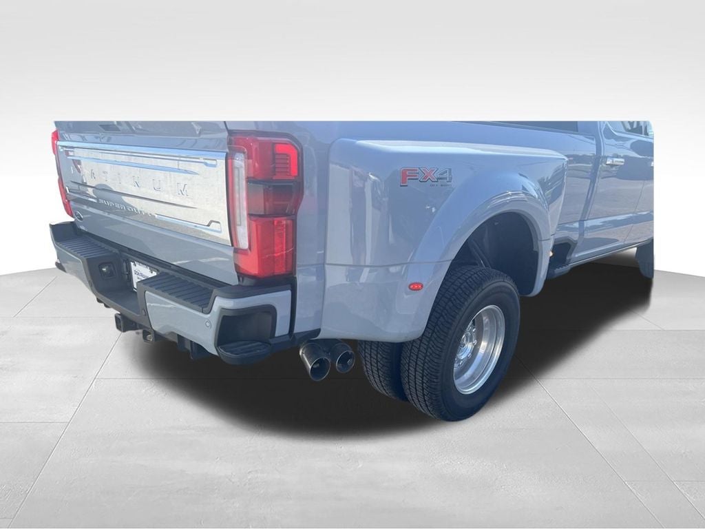 2026 Ford F-350SD Platinum DRW
