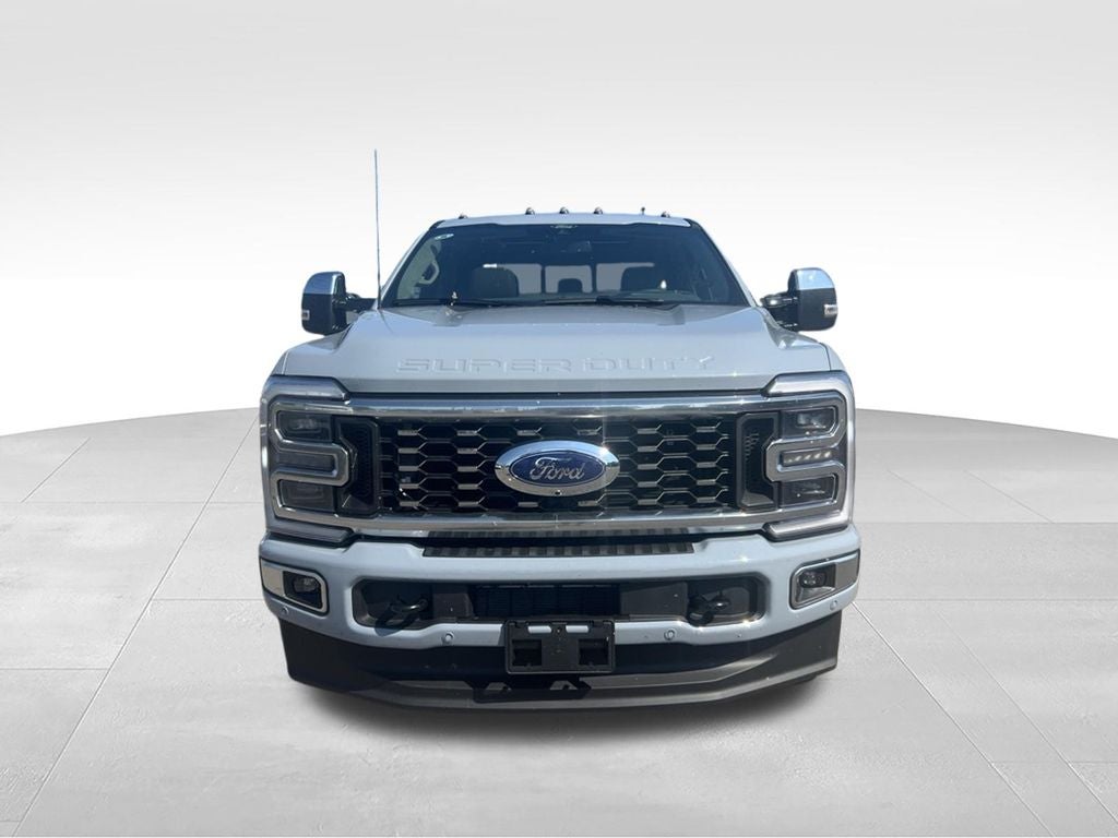 2026 Ford F-350SD Platinum DRW