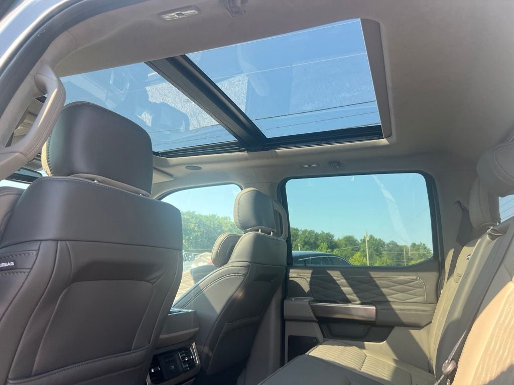 2026 Ford F-350SD Platinum DRW