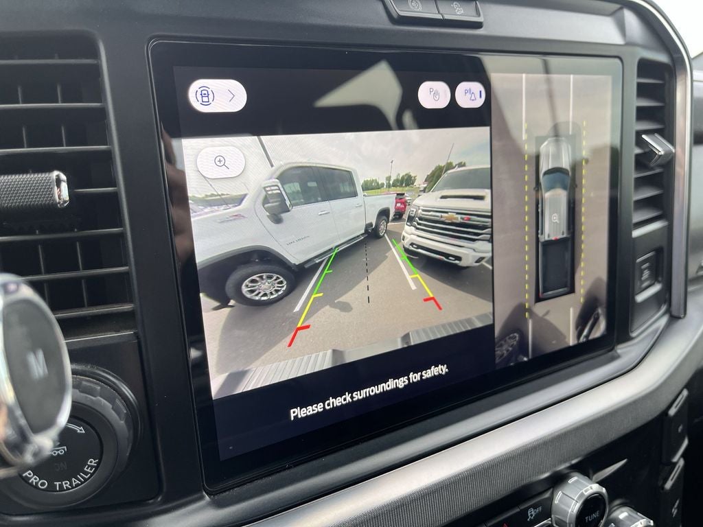 2025 Ford F-450SD Platinum DRW