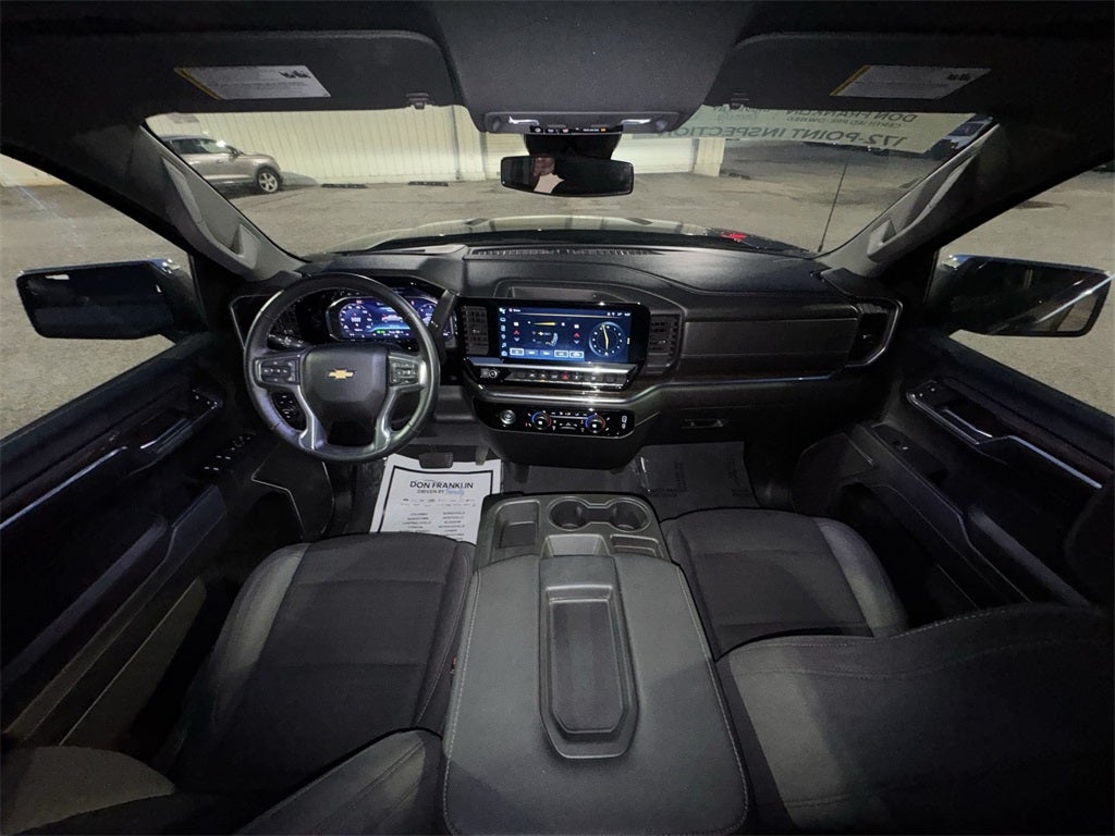 2024 Chevrolet Silverado 1500 LT