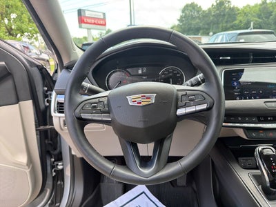 2023 Cadillac XT4 Luxury