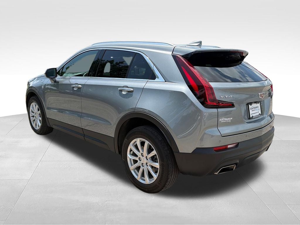 2023 Cadillac XT4 Luxury