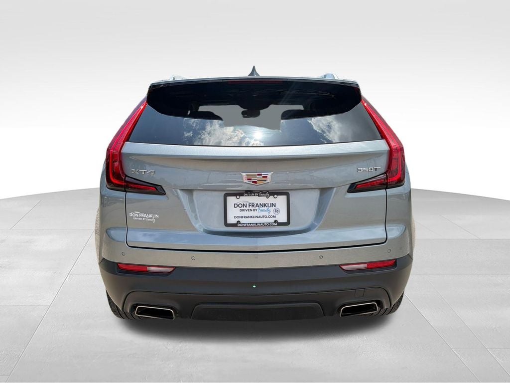 2023 Cadillac XT4 Luxury