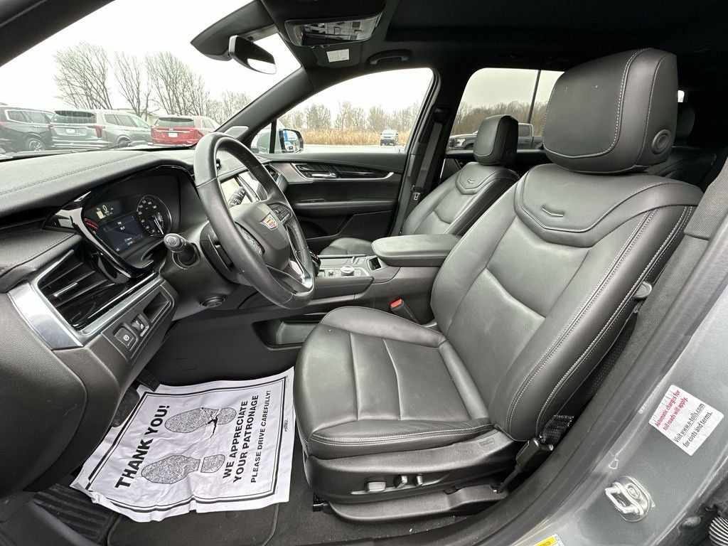 2025 Cadillac XT6 Premium Luxury