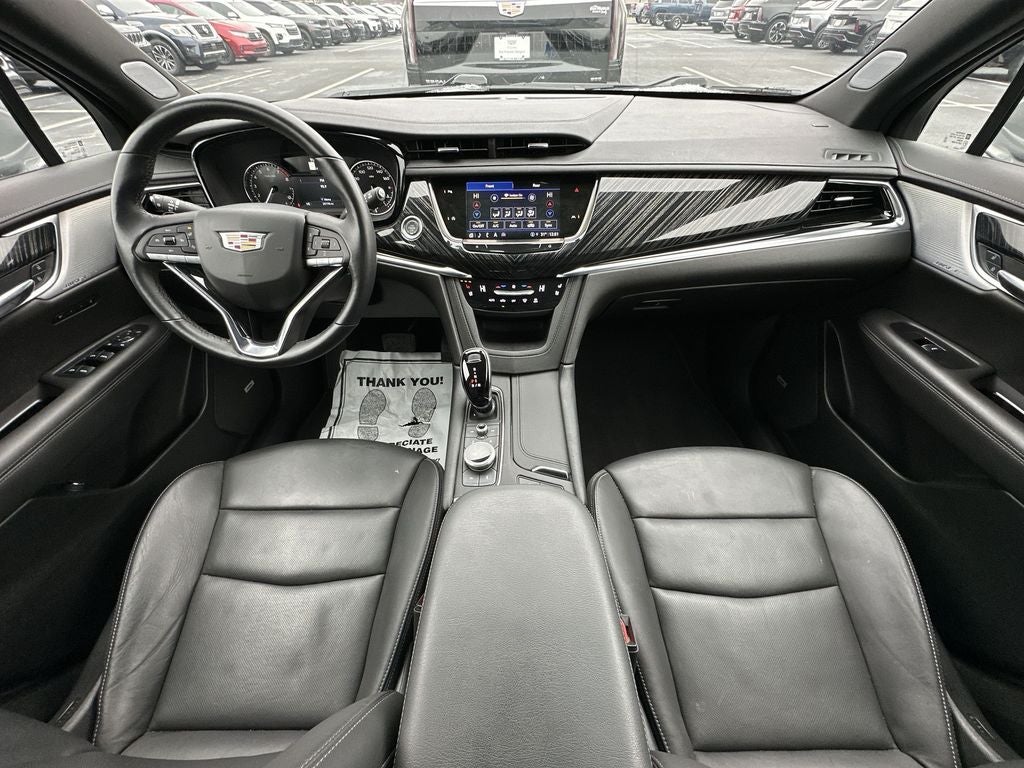 2025 Cadillac XT6 Premium Luxury