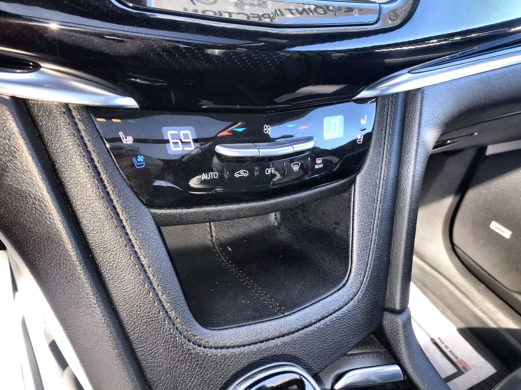 2023 Cadillac XT6 Sport