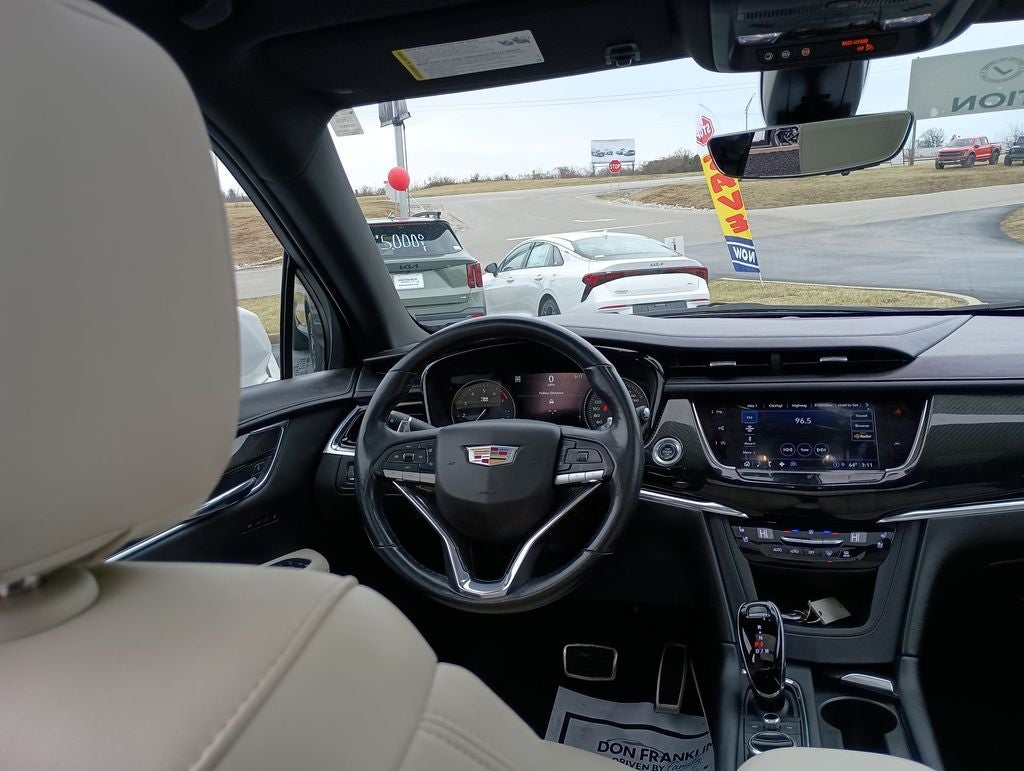 2021 Cadillac XT6 Sport
