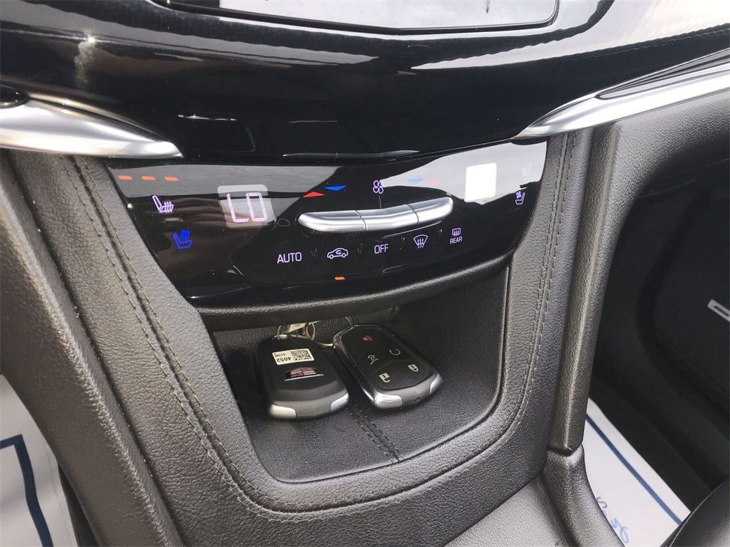 2023 Cadillac XT6 Sport