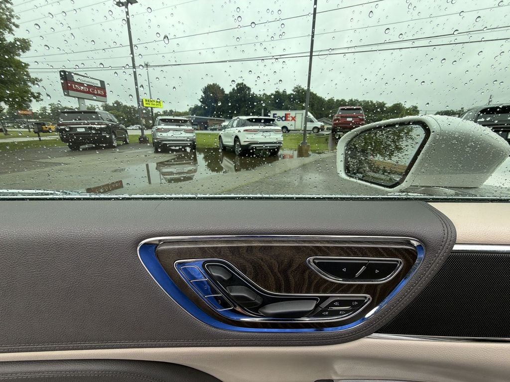 2019 Lincoln Continental Reserve