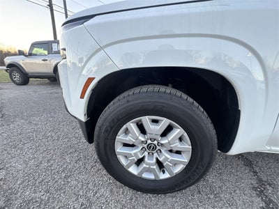 2022 Nissan Frontier SV