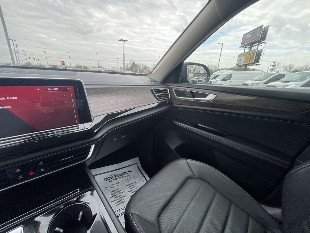 2025 Volkswagen Atlas 2.0T SEL