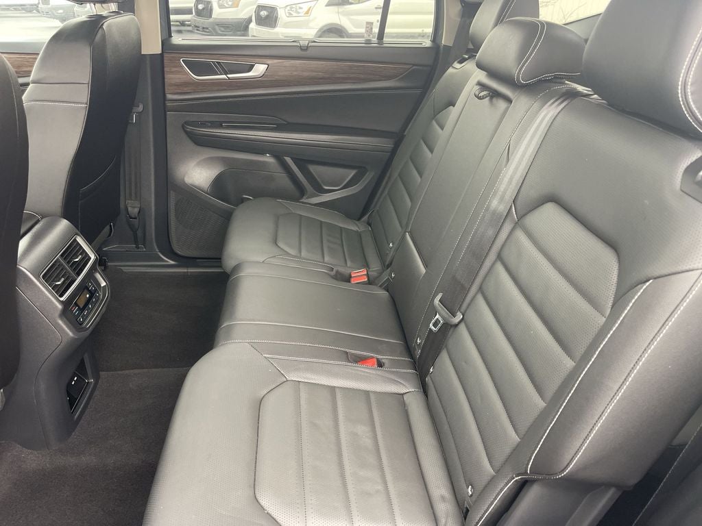 2025 Volkswagen Atlas 2.0T SEL