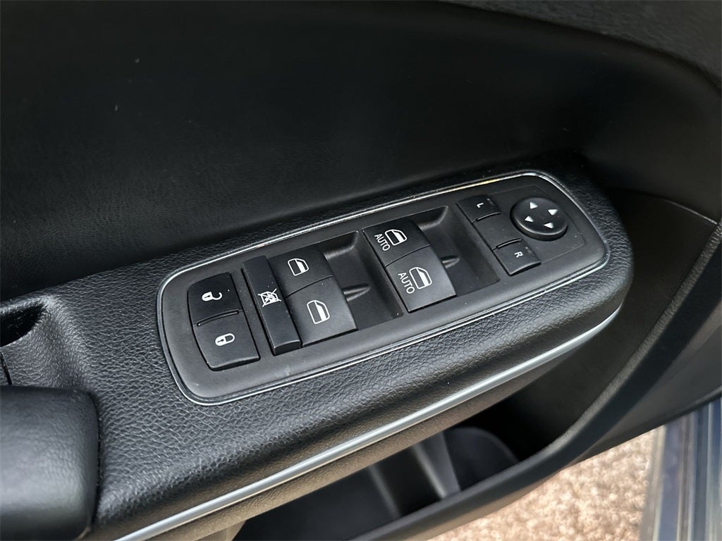 2023 Chrysler 300 Touring