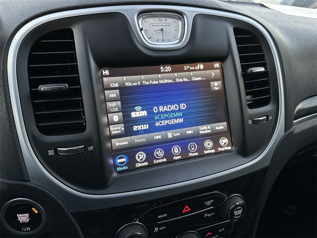 2023 Chrysler 300 Touring