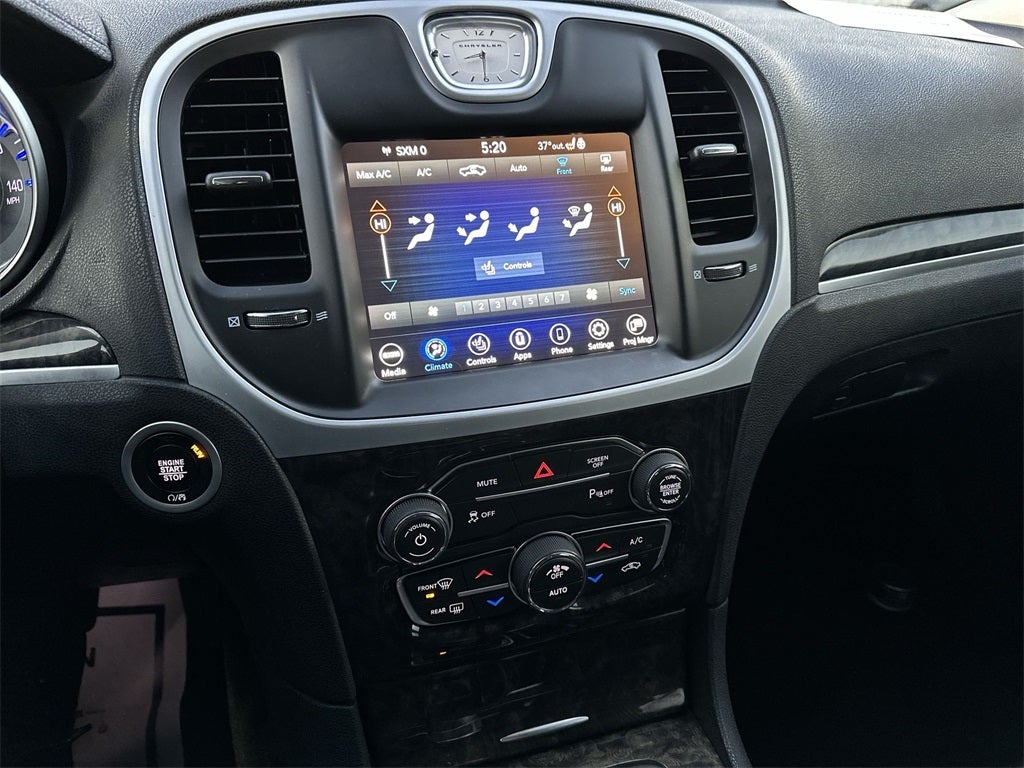 2023 Chrysler 300 Touring