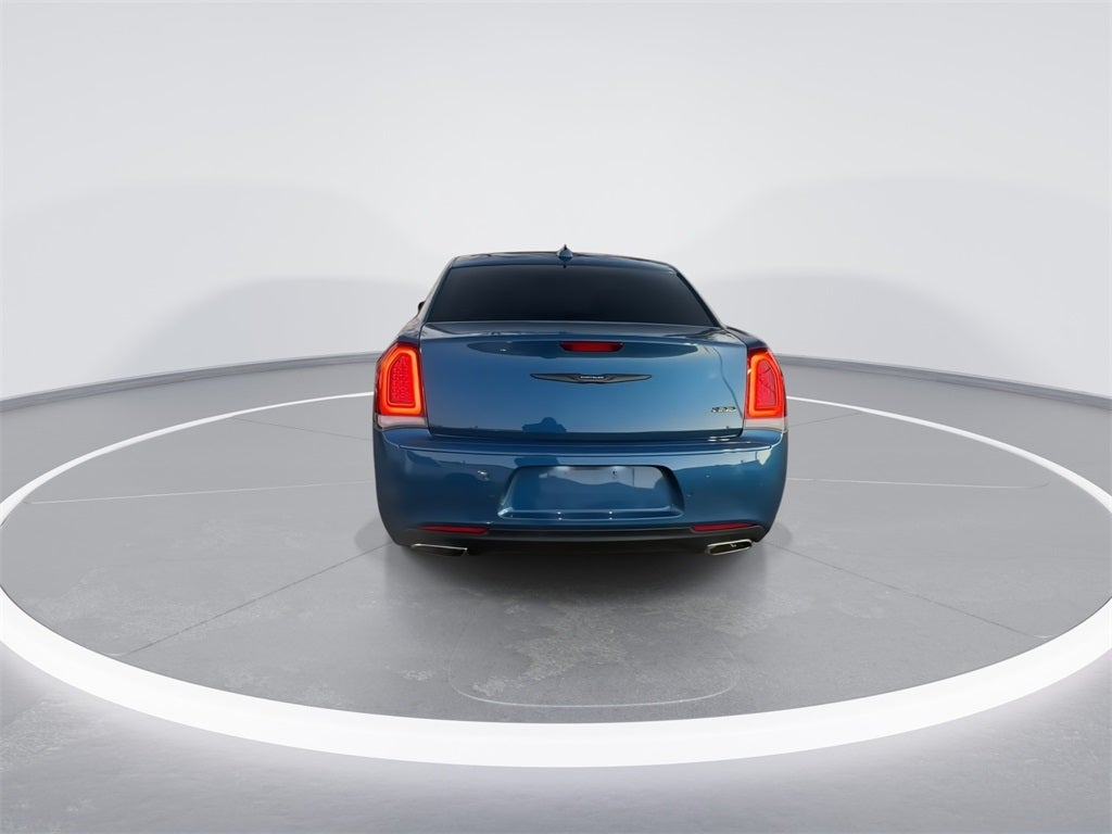 2023 Chrysler 300 Touring