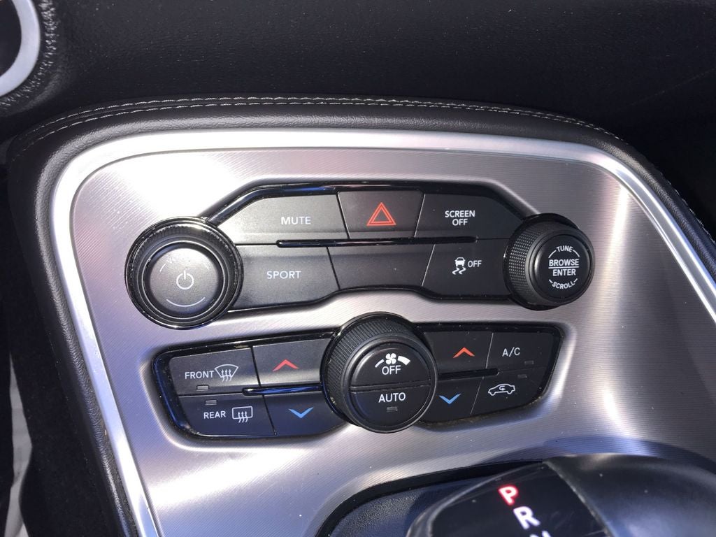 2020 Dodge Challenger SXT