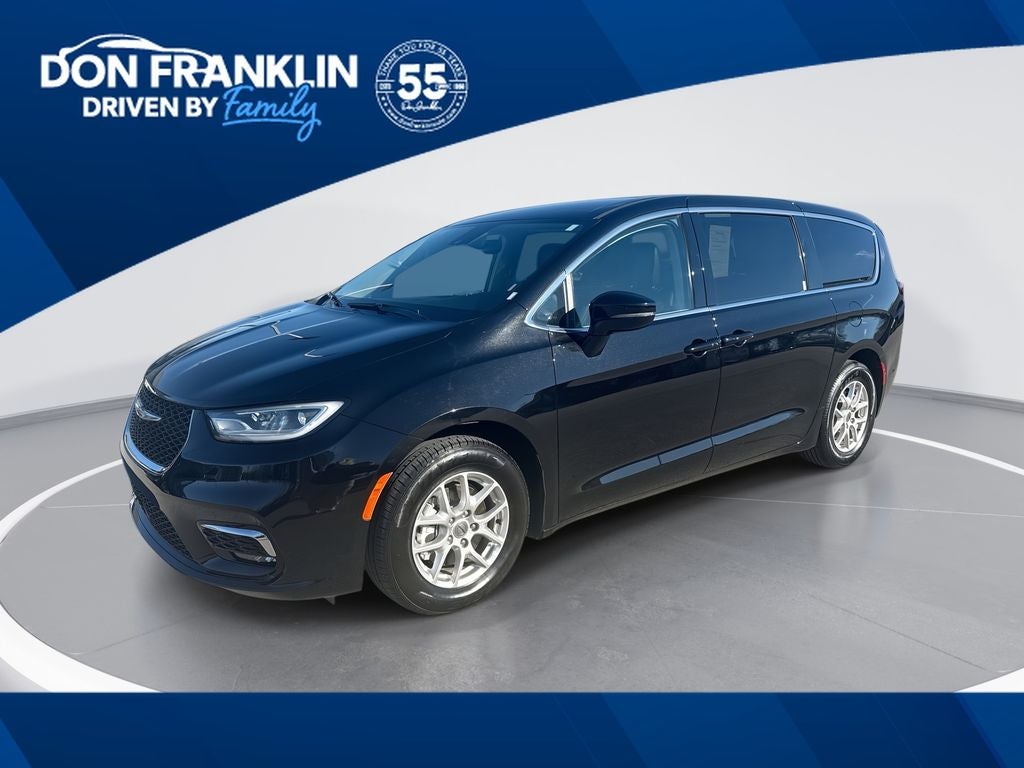 2024 Chrysler Pacifica Touring L