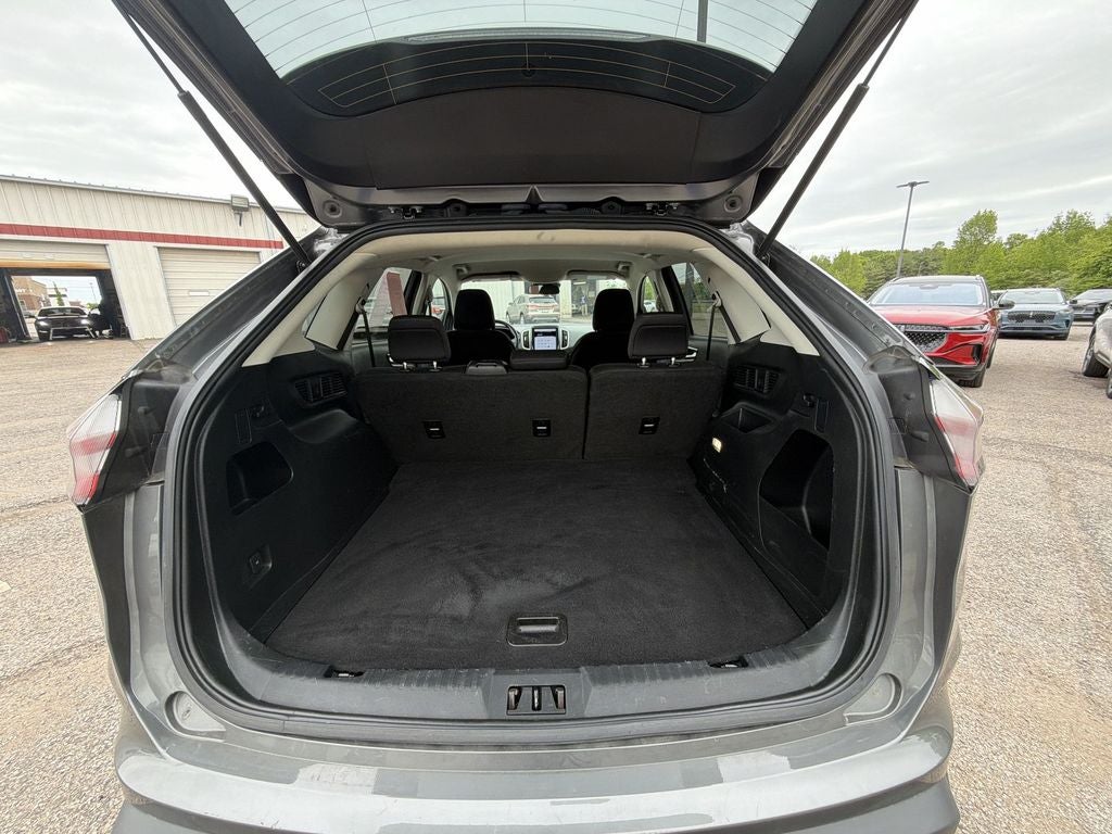2022 Ford Edge SE