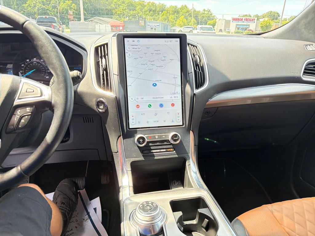2023 Ford Edge Titanium