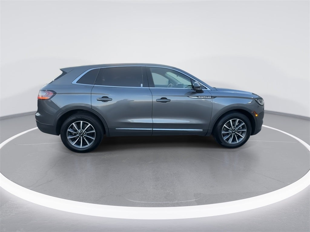 2021 Lincoln Nautilus Standard