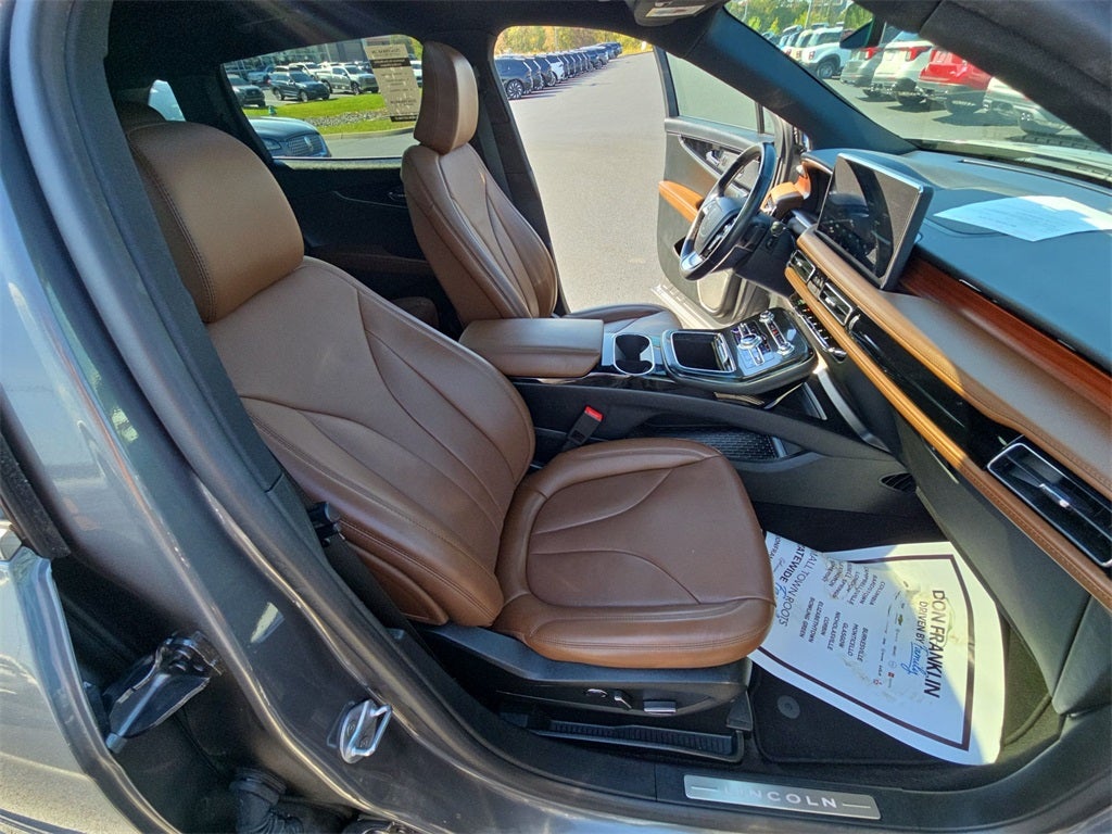 2022 Lincoln Nautilus Reserve