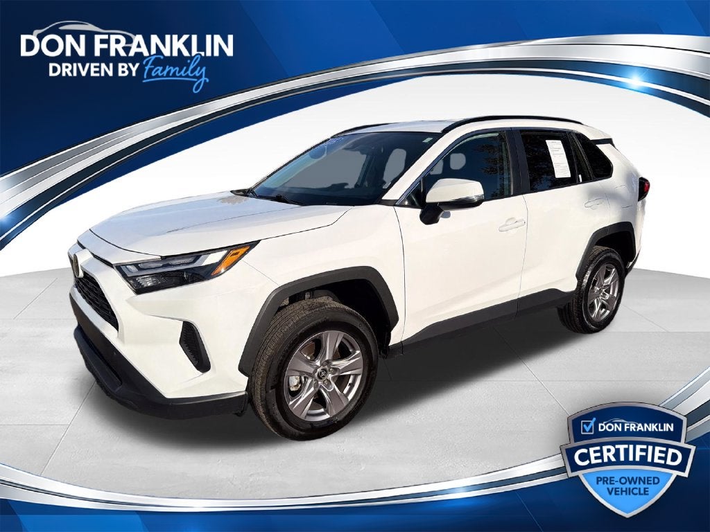 2025 Toyota RAV4 XLE
