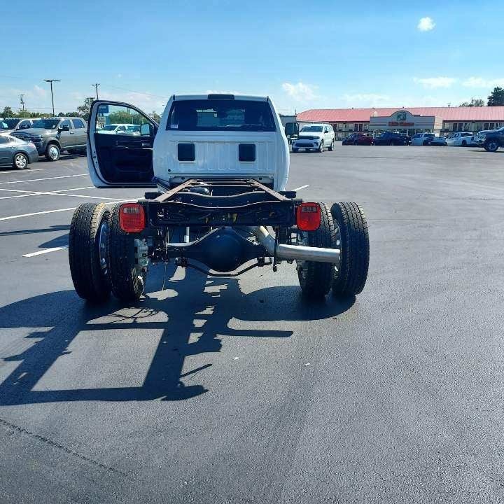 2024 RAM 5500HD SLT