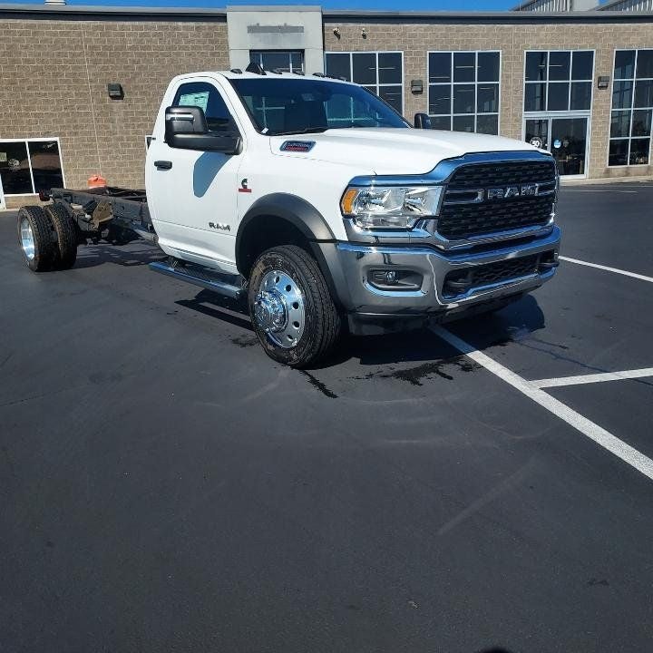 2024 RAM 5500HD SLT