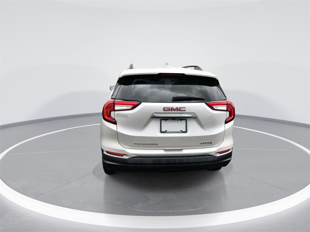 2022 GMC Terrain AT4