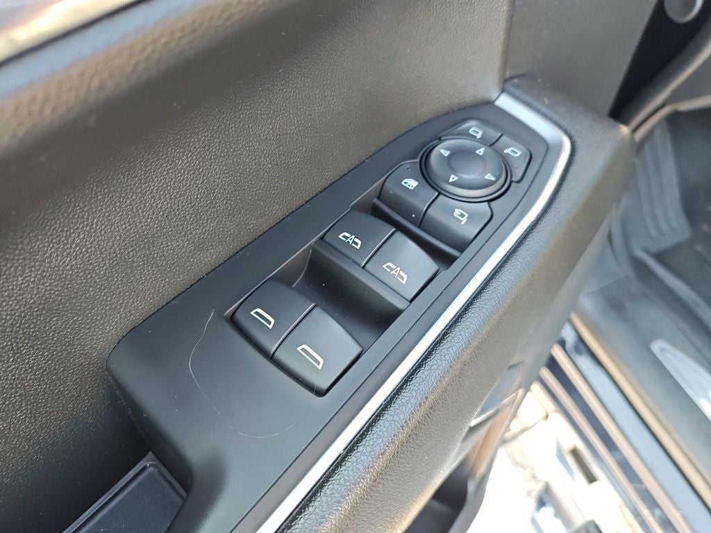 2024 GMC Sierra 1500 SLT - Photo 11