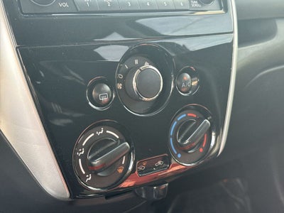 2017 Nissan Versa Note SV