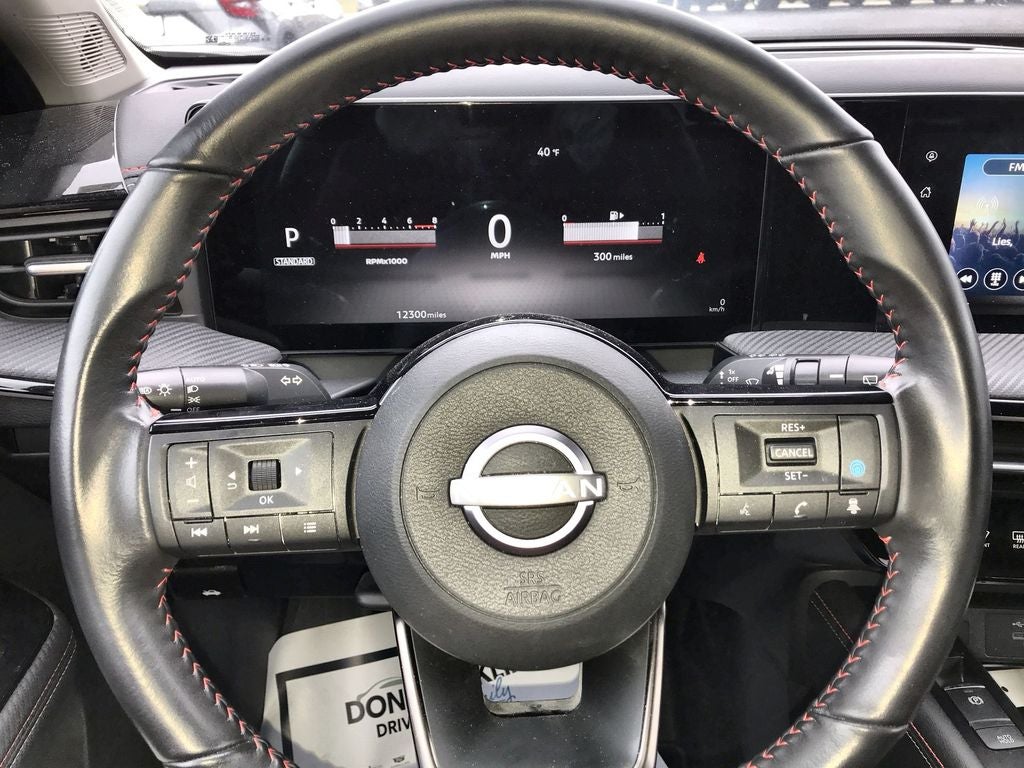 2025 Nissan Kicks SR